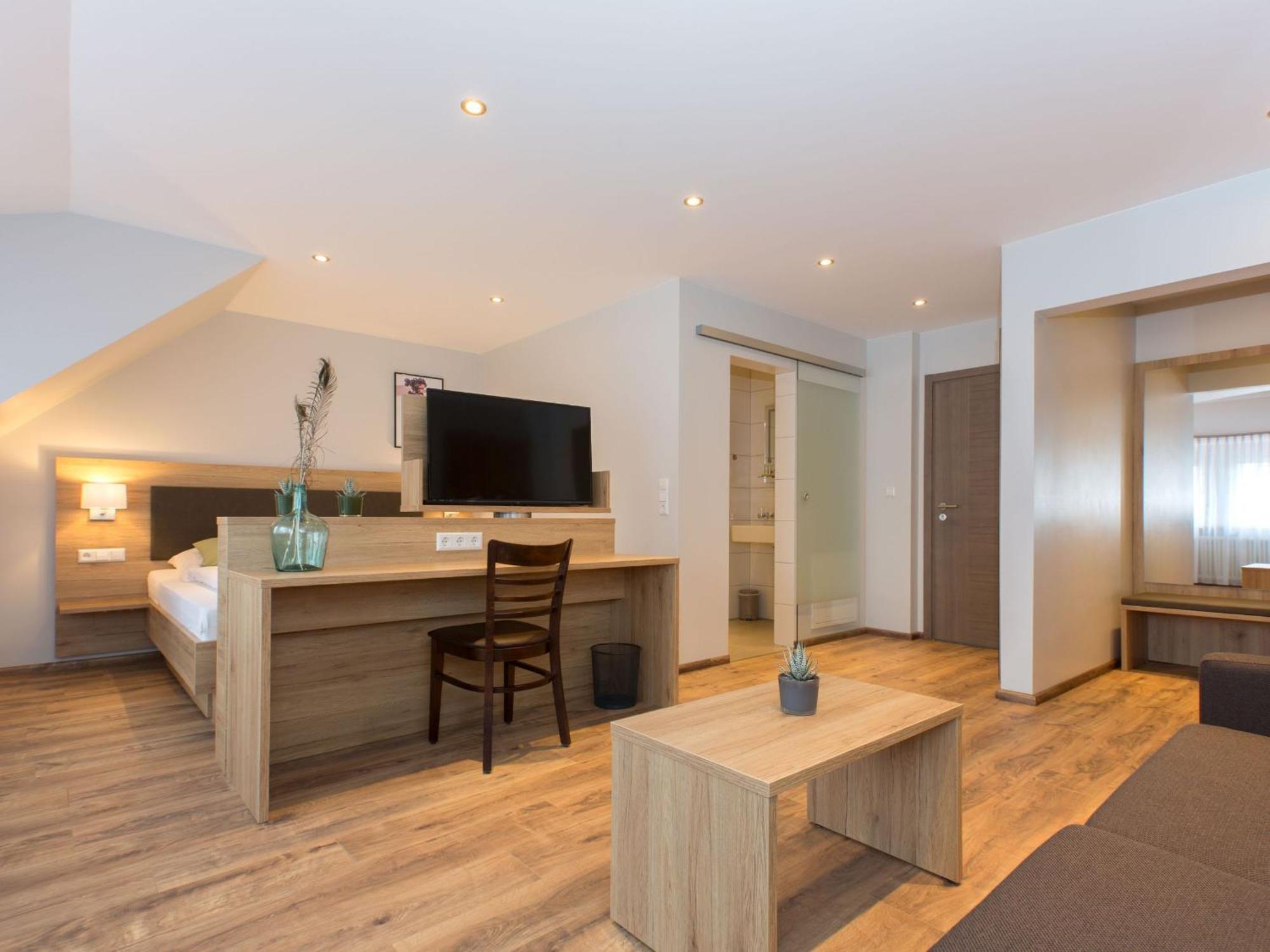Appartements 'In Vino Veritas' Хаслах им Кинцихтал Екстериор снимка