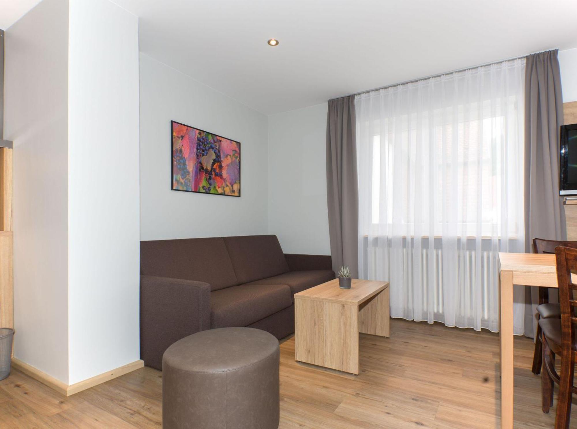 Appartements 'In Vino Veritas' Хаслах им Кинцихтал Екстериор снимка
